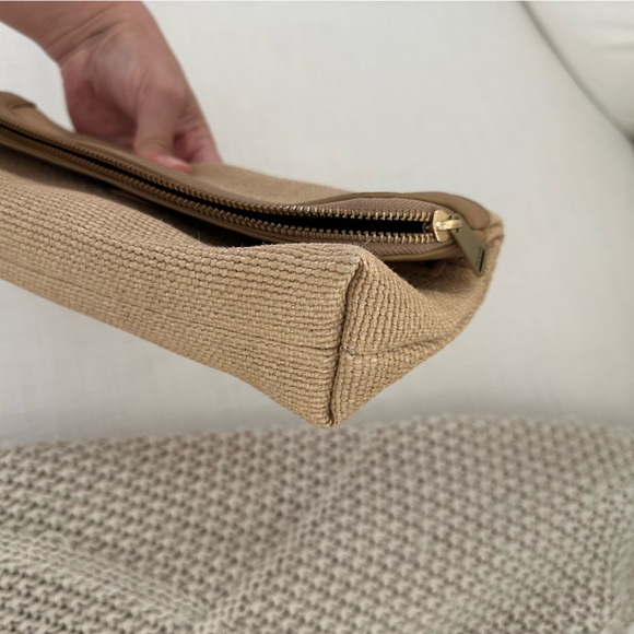 Fossil Raffia Wristlet/Clutch - Picture 7 of 8